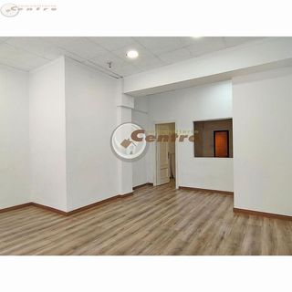 Local comercial en alquiler en Feria en Albacete