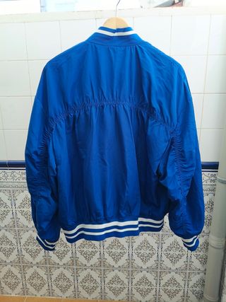 Chaqueta Bomber Bershka mujer