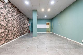 Local comercial en venta en Las Tres Cruces en Armilla