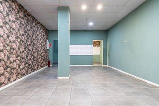 Local comercial en venta en Las Tres Cruces en Armilla