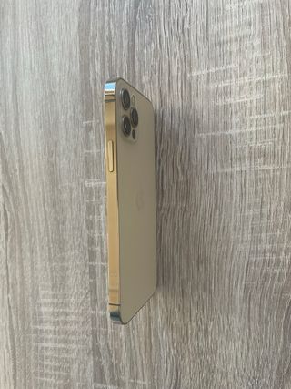 iPhone 12 Pro Oro