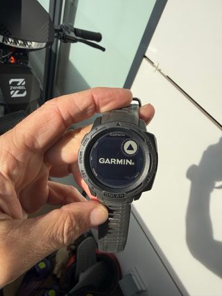 Garmin Instinct Solar Smartwatch Negro/Gris
