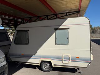 CARAVANA ADRIA OPTIMA 425CE, MENOS DE 750KG