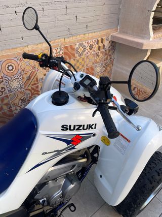 Suzuki LTZ 250 Quad Blanco