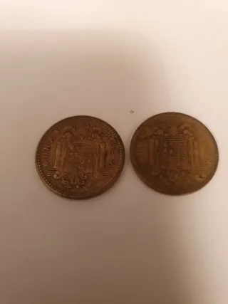 2 Monedas 1947 Francisco Franco ACEPTO OFERTAS