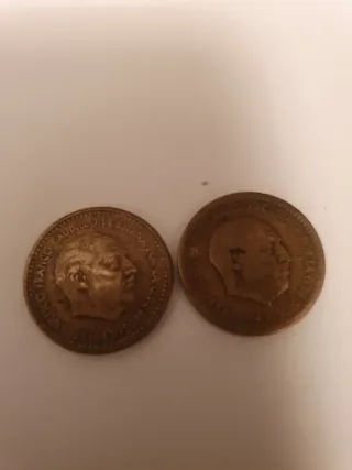 2 Monedas 1947 Francisco Franco ACEPTO OFERTAS