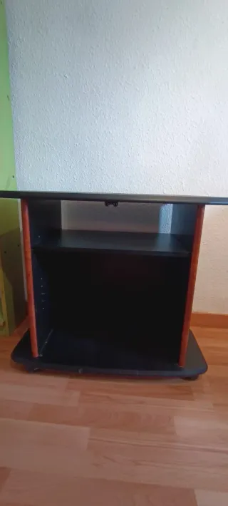 Mesa auxiliar aparador negro y marrón