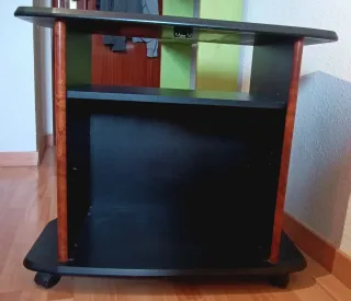 Mesa auxiliar aparador negro y marrón