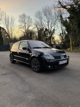 Renault Clio sport 182