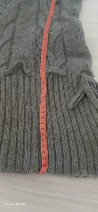 Smanicato in lana lavorato