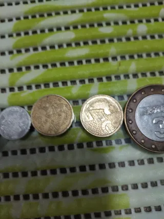 Lote de monedas variadas