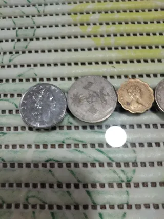 Lote de monedas variadas