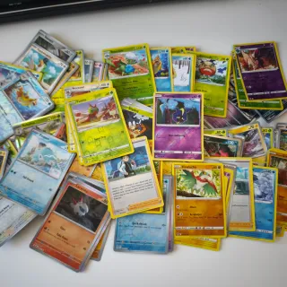 Lote +500 Cartas Pokémon Inglés 2017 con reverses