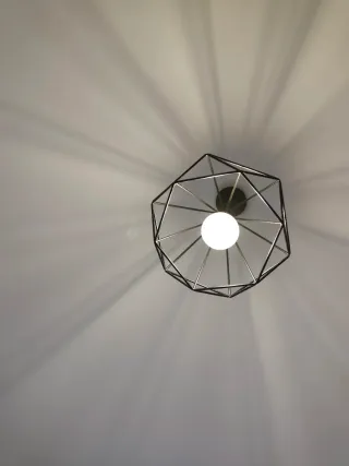 Lámpara de techo colgante geométrica