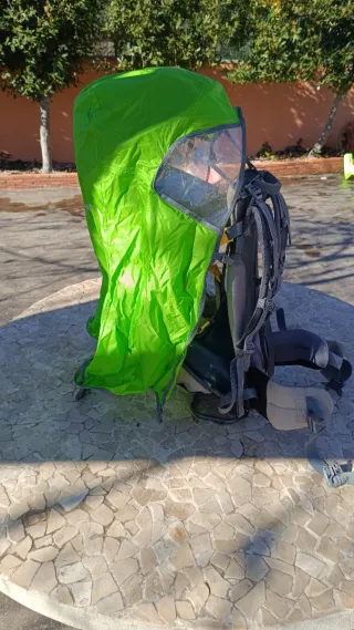 Mochila Portabebés Deuter Trekking