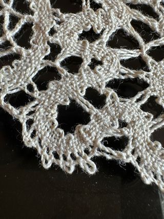 Sottopiattini al tombolo fatti a mano