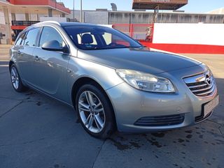 Opel Insignia 2011