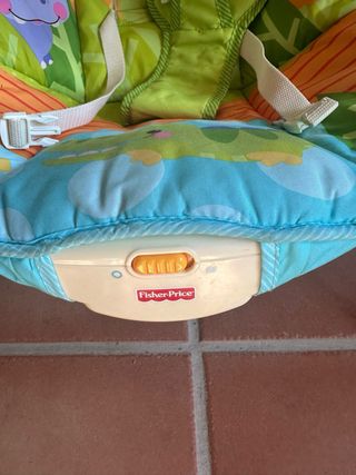 Hamaca vibratoria Fisher Price animales