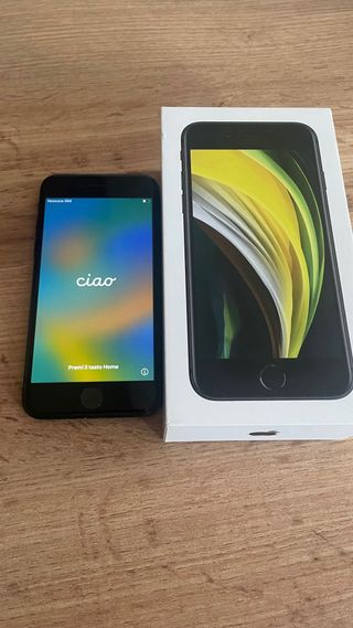 iPhone SE 2020 128GB Nero