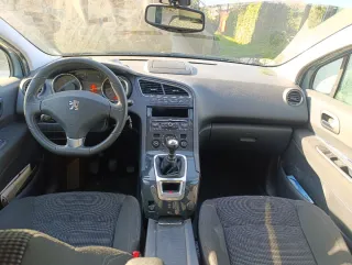 Peugeot 5008 2010