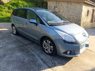 Peugeot 5008 2010