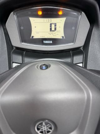Yamaha nmax 125