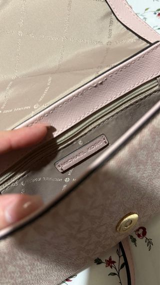 Bolsa Michael Kors bege e rosa