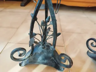 Par Candelabros Forja Negro  con velas antiguas