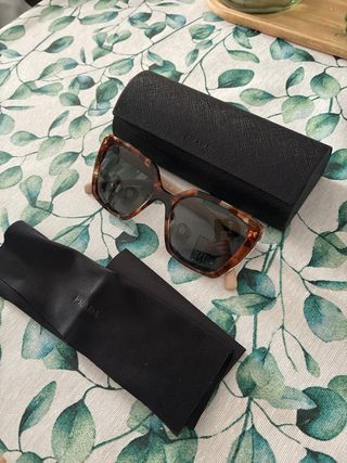 Gafas de sol Prada Tortoise