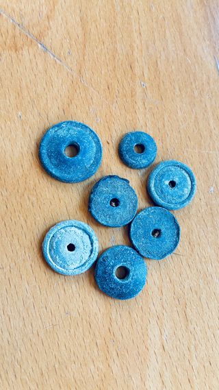 Botones militares de plomo, antiguos