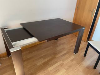Mesa de comedor extensible wengué