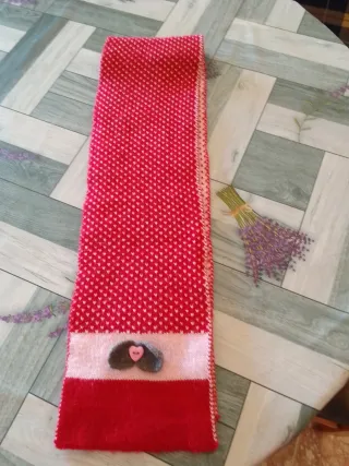 Bufanda de niña con corazones