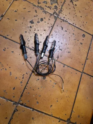 Frecce Keeway RKF 125 Originali