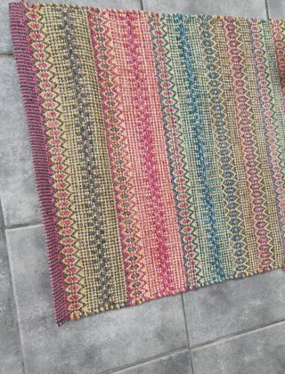 Tappeti a mano con design geometrico