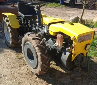 Pascuali 945/601 Tractor