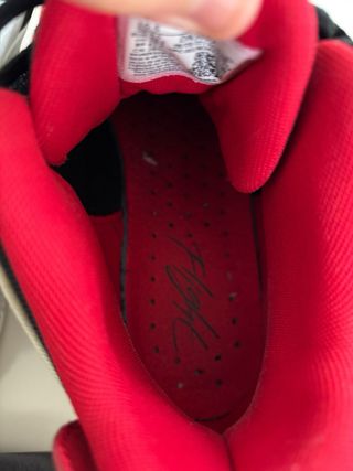 NIKE JORDAN MAX AURA 4