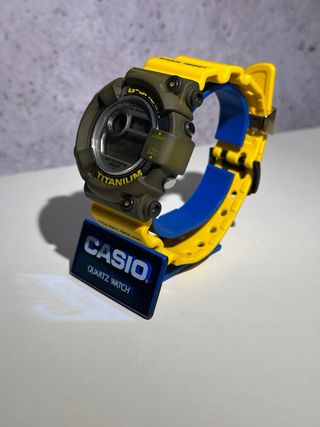 Reloj Casio G-Shock Frogman DW-8200 Titanio