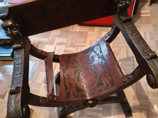 URGE Mesa Castellana Madera Negra Marrón