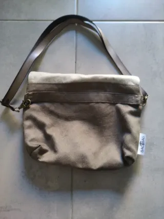Bolso BAOBAG beige y verde militar