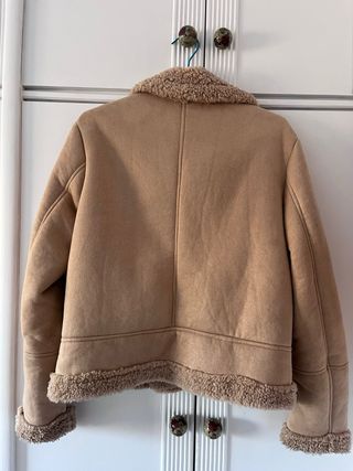 Chaqueta borreguito beige/marrón -casi nueva-