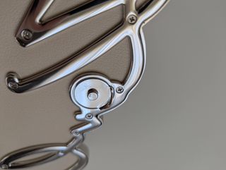 Bolso Karl Lagerfeld Crema Firma Plateada