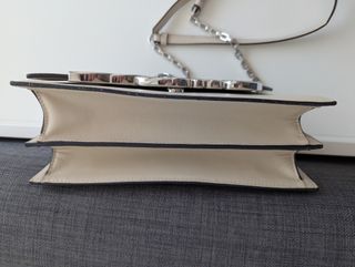 Bolso Karl Lagerfeld Crema Firma Plateada