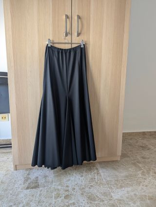 Falda flamenca negra