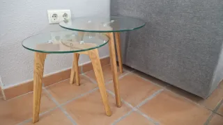 Mesas nido roble claro y cristal (Set 2)