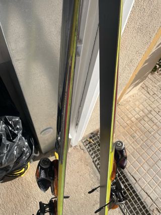 Esquís Rossignol Temporada 2001-2002 All Mountain