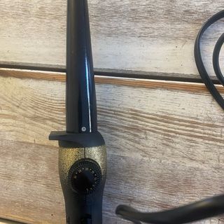 Rizador Cónico Negro y Dorado