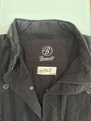 Cazadora de algodón con capucha