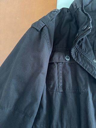 Cazadora de algodón con capucha