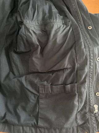 Cazadora de algodón con capucha