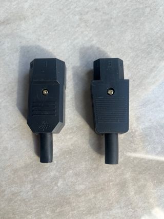 Enchufe Eléctrico para pala tractor.